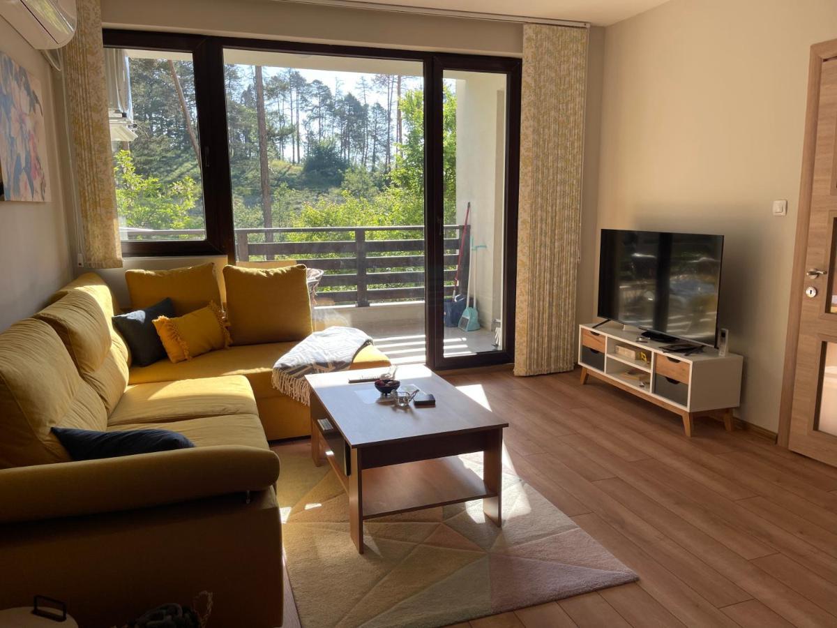 Ferienwohnung Nikol 2 Deluxe Welingrad Exterior foto
